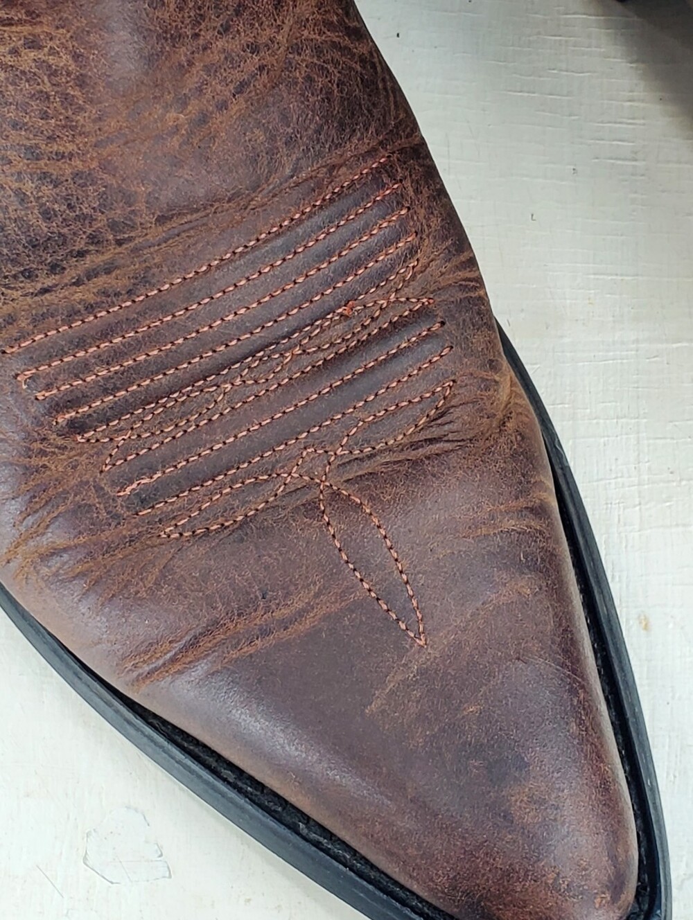 Ariat leather cowboy boots 7.5 - Picture 5 of 16